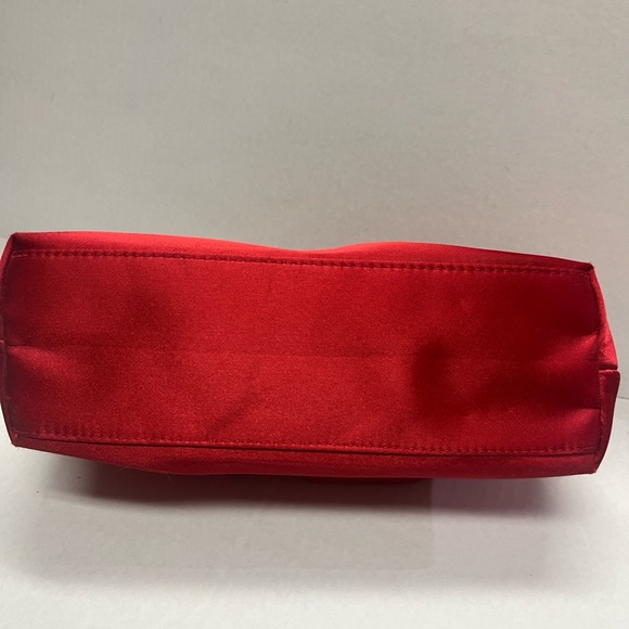 YSL YVES SAINT LAURENT RED SATIN CLUTCH/MAKE-UP BAG - Picture 3 of 8